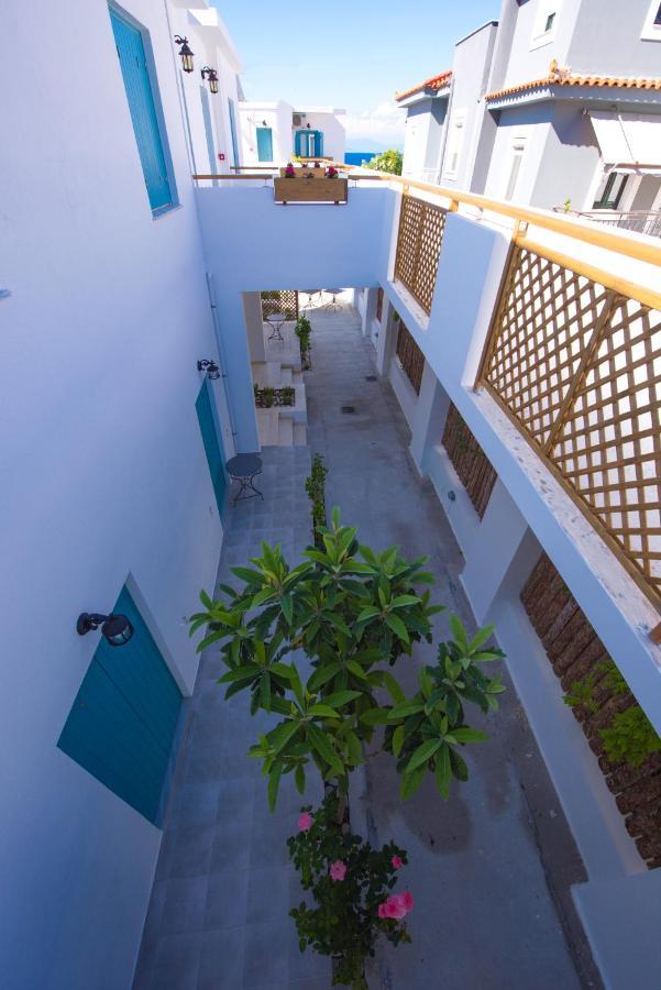 Vesper Aparthotel Kokkari Bagian luar foto